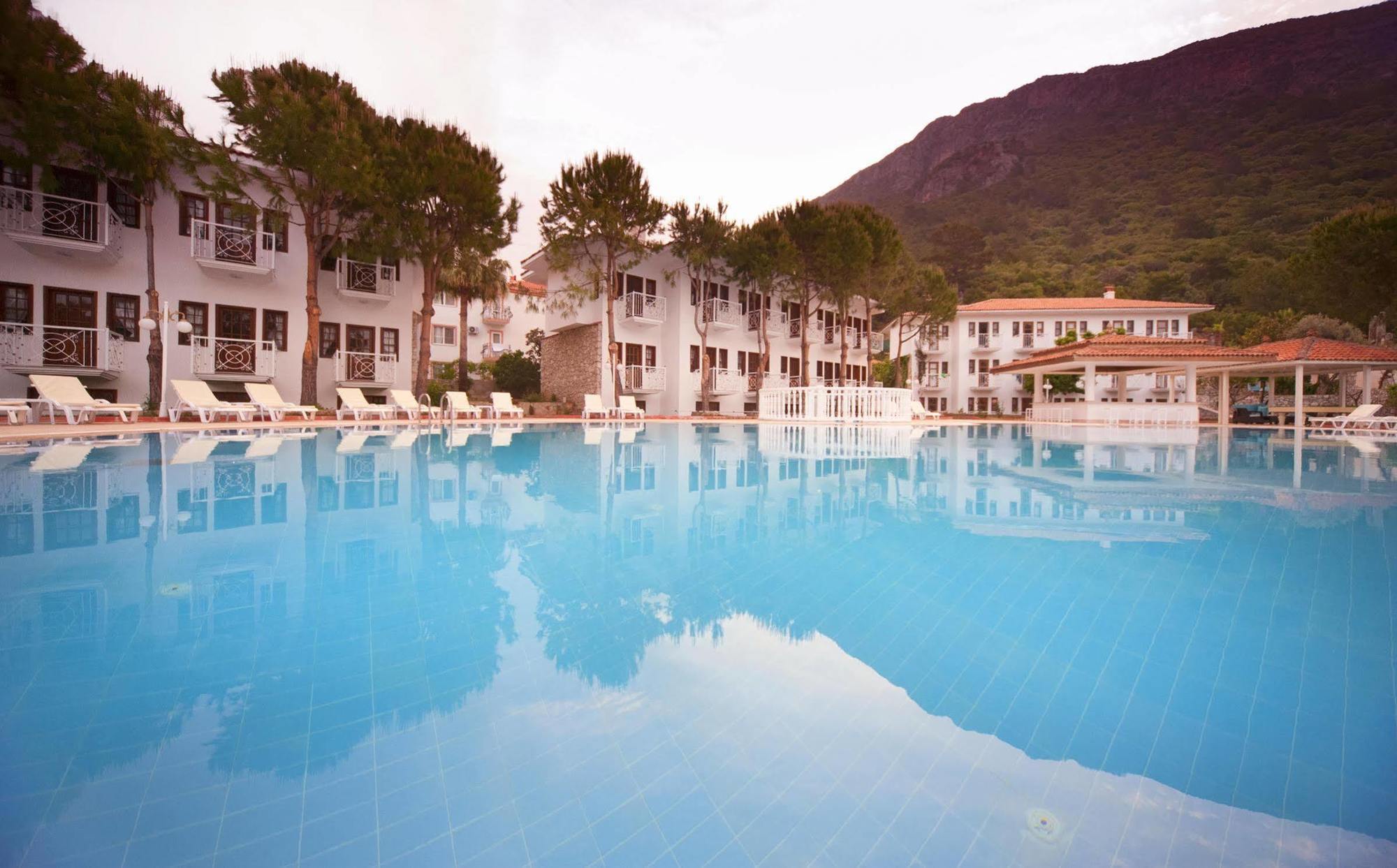 White Hotel Ölüdeniz Exterior foto