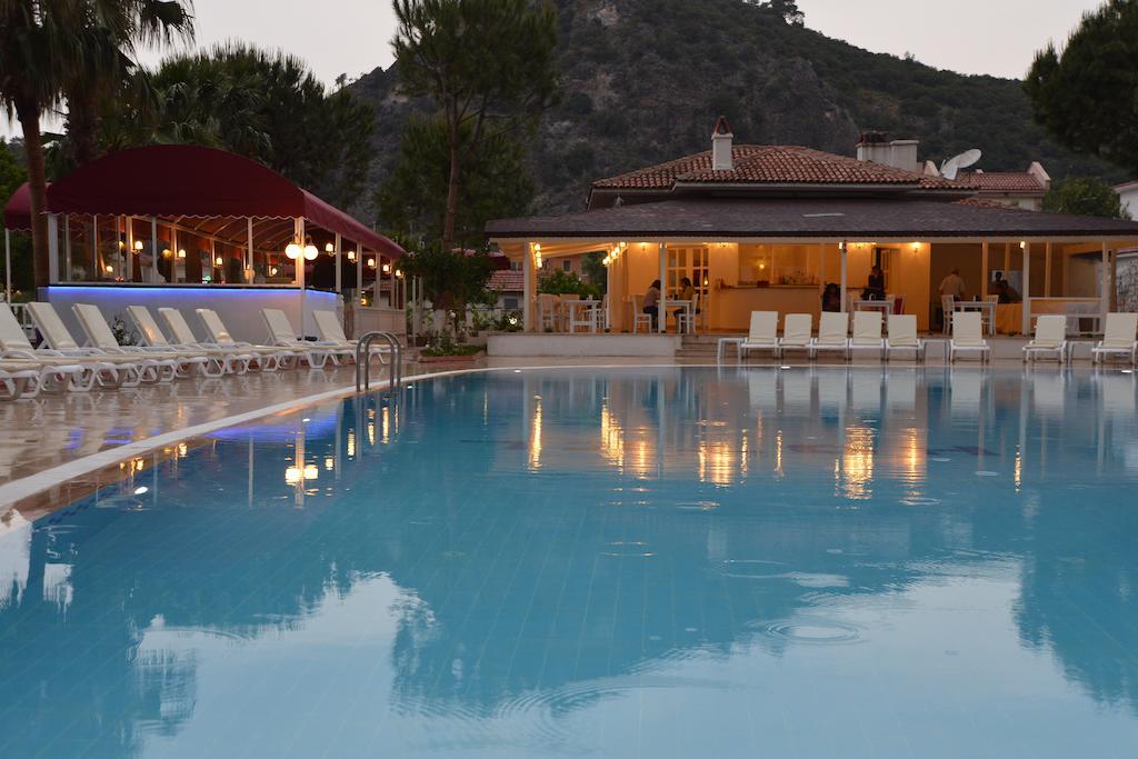 White Hotel Ölüdeniz Exterior foto